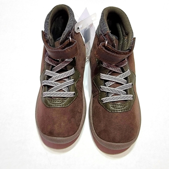 OshKosh B'Gosh Unisex-Child Everest Everplay Fashion Boot - Picture 1 of 5